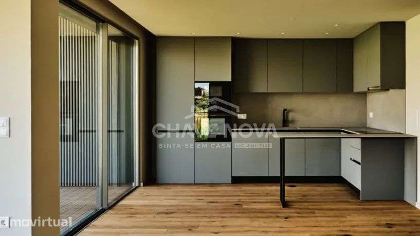 T3 Duplex Novo com Garagem Box | São Félix da Marinha - Grande imagem: 3/44