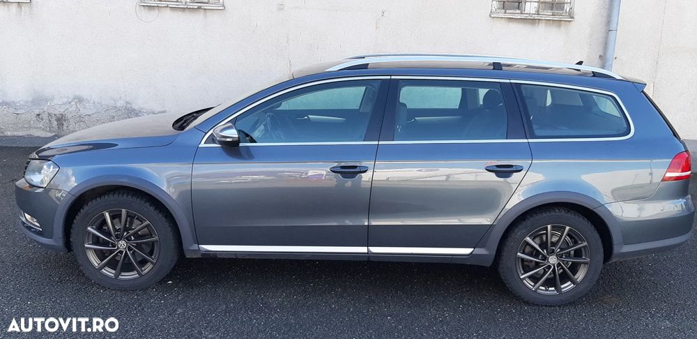 Volkswagen Passat Alltrack 2.0 TDI 4Motion DSG BlueMotion Tec - 9