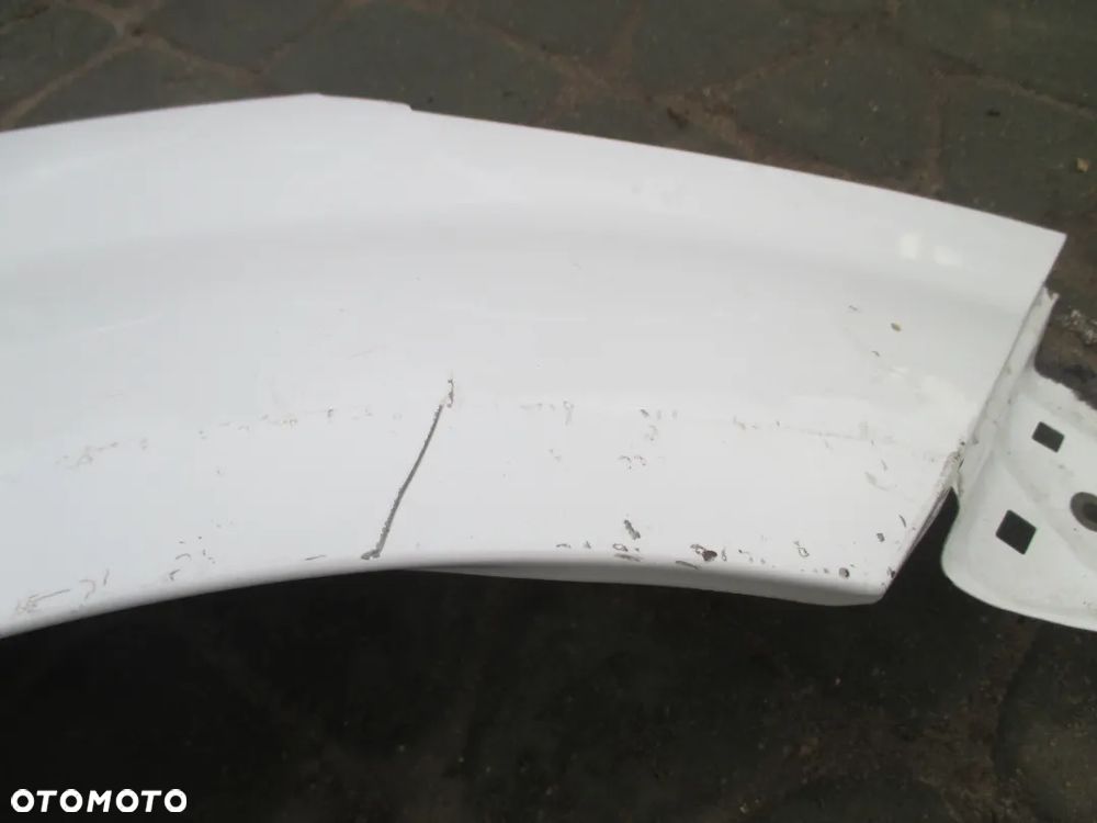 Błotnik prawy AGILA B - 3