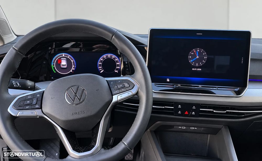VW e-Golf - 9
