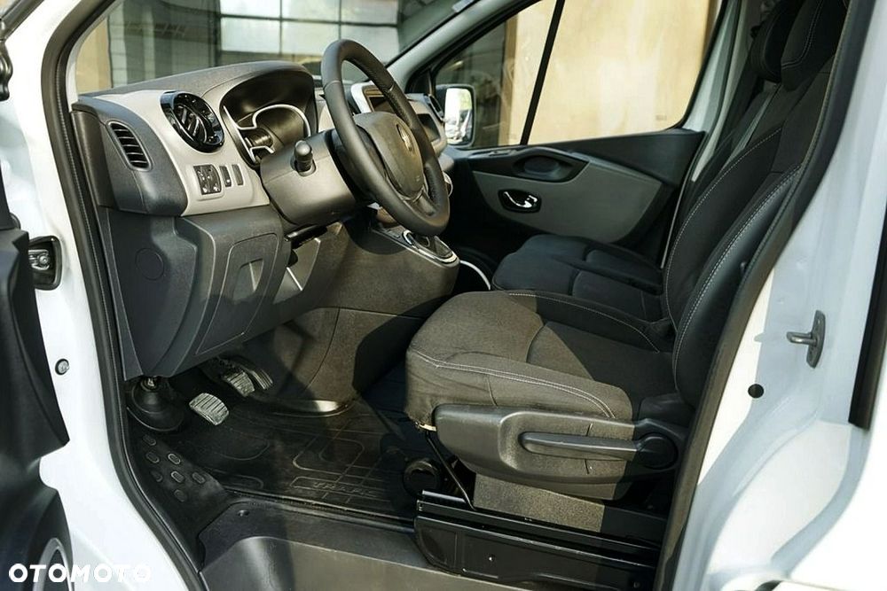 Renault Trafic - 11