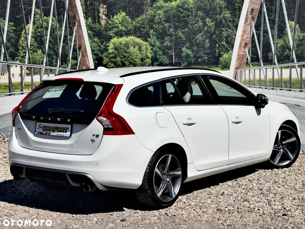 Volvo V60 T5 Geartronic Powershift RDesign - 13