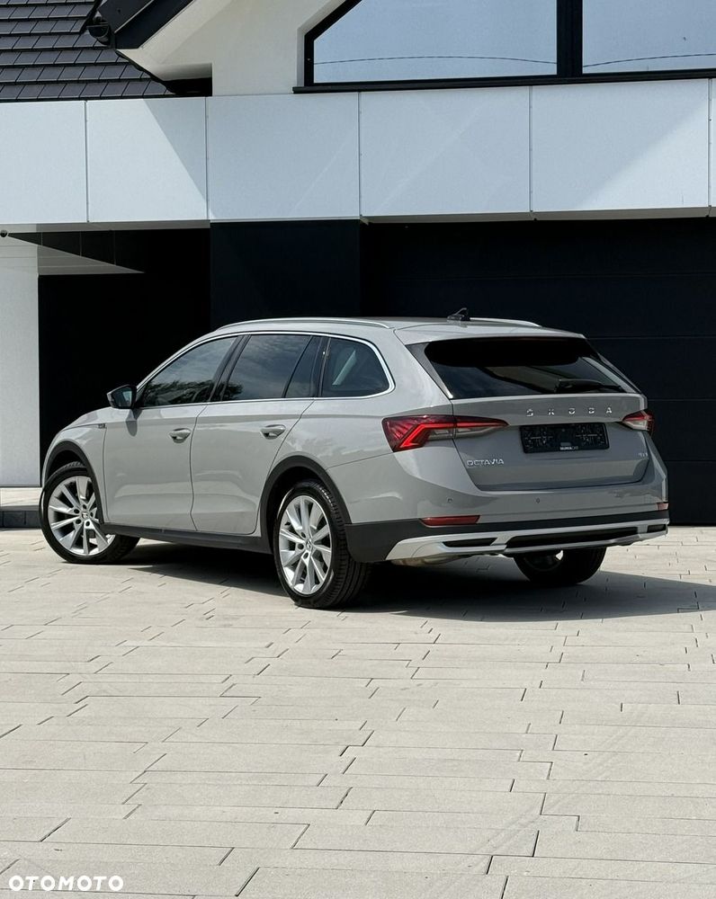 Skoda Octavia 2.0 TDI DSG 4x4 Scout First Edition - 3