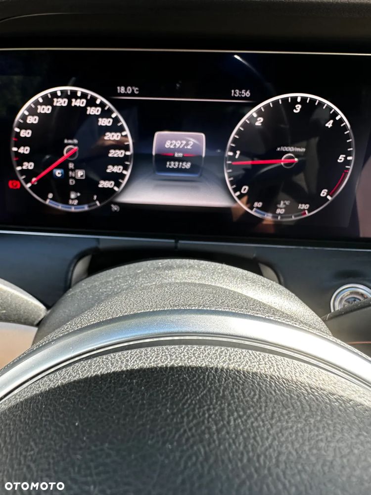 Mercedes-Benz Klasa E 220 d Business Edition 9G-TRONIC - 16