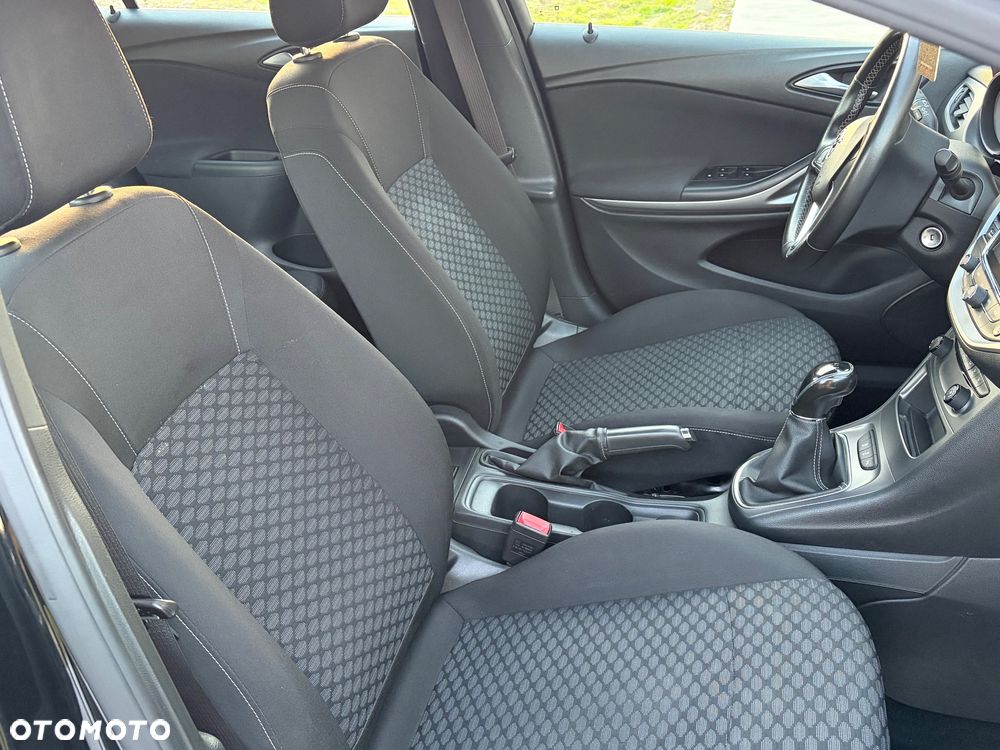 Opel Astra - 18