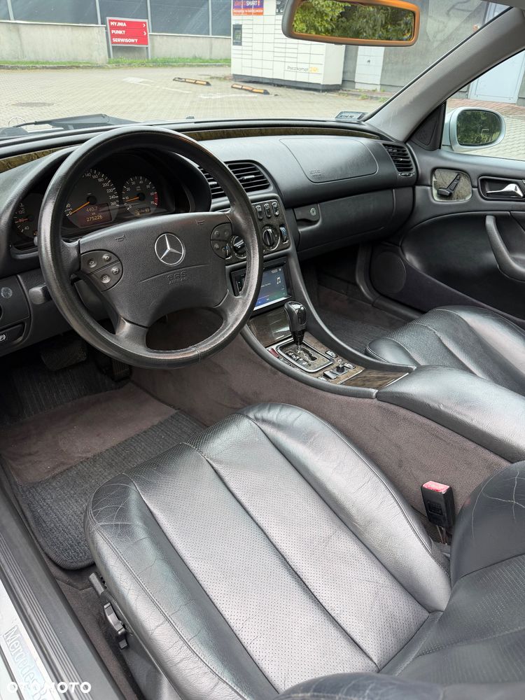 Mercedes-Benz CLK - 10