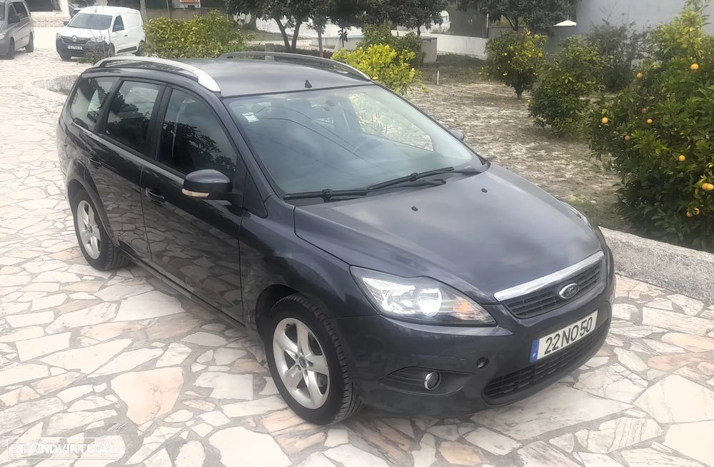 Ford Focus SW 1.6 TDCi DPF Trend - 8