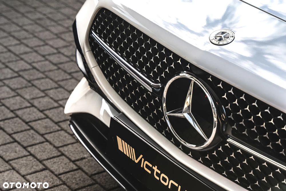 Mercedes-Benz CLA 200 7G-DCT Edition AMG Line - 22