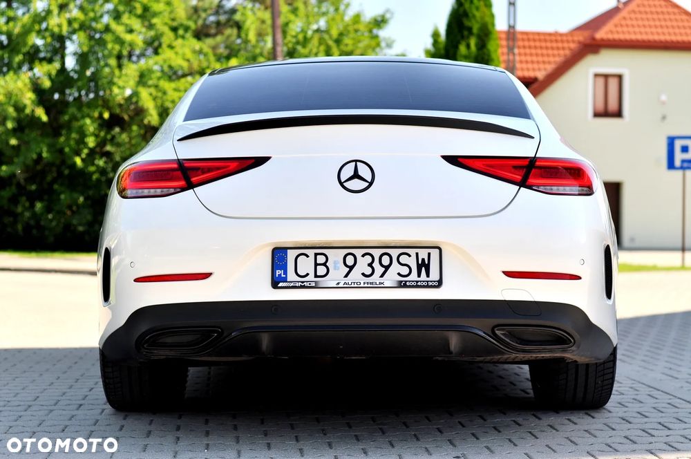 Mercedes-Benz CLS - 6