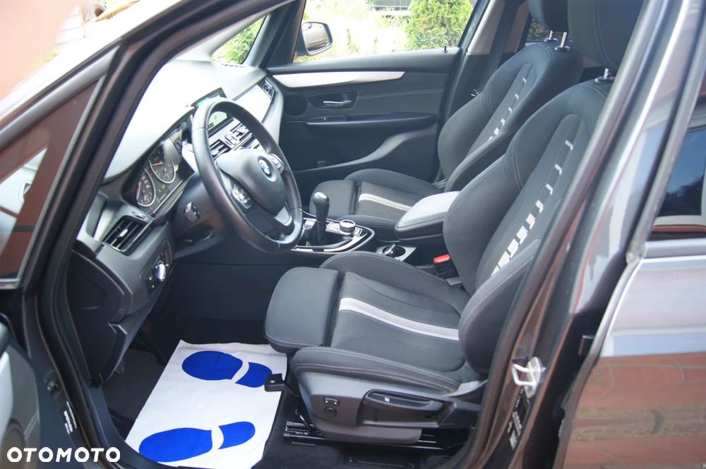 BMW Seria 2 218d GT Sport Line - 12