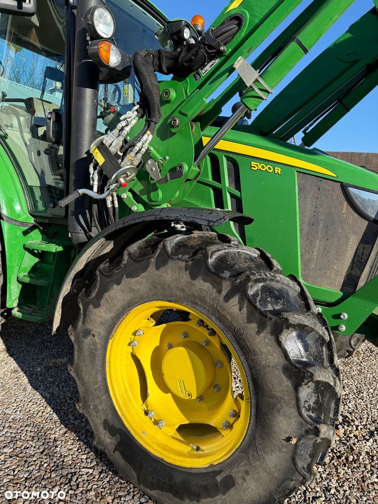 John Deere R5100 - 5
