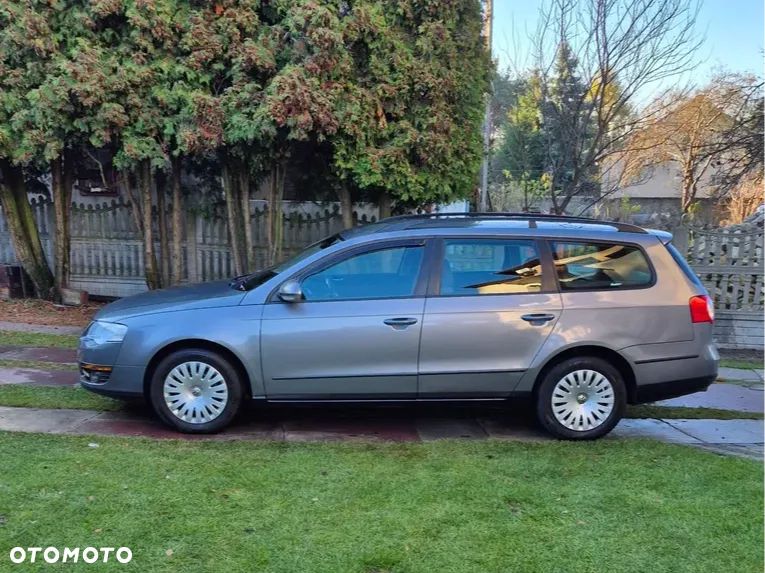 Volkswagen Passat 2.0 TDI Trendline - 1