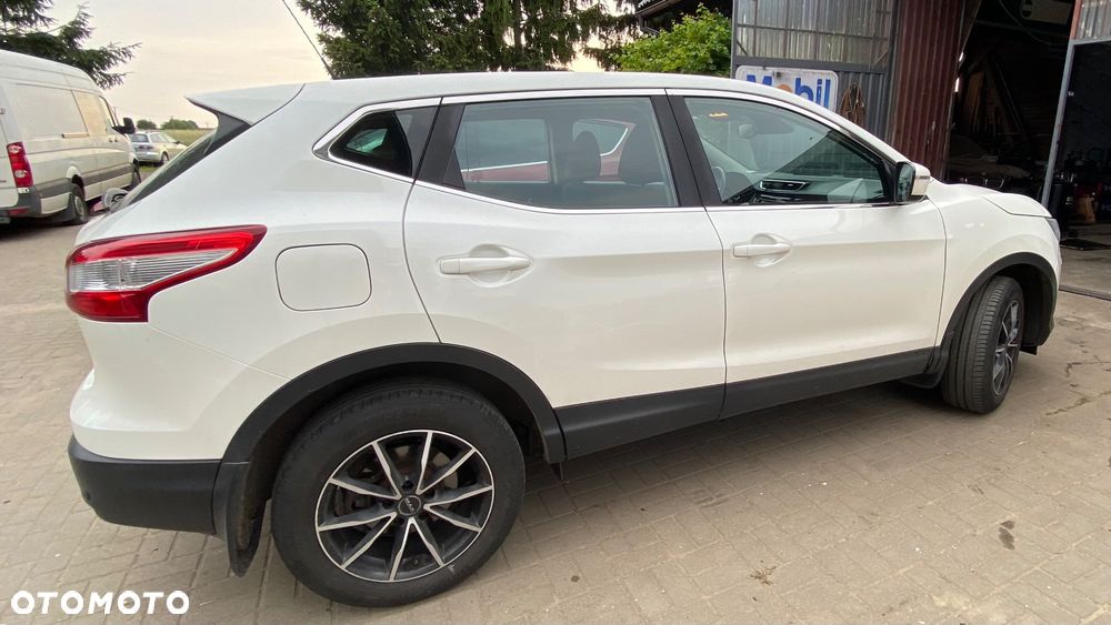 Nissan Qashqai - 16