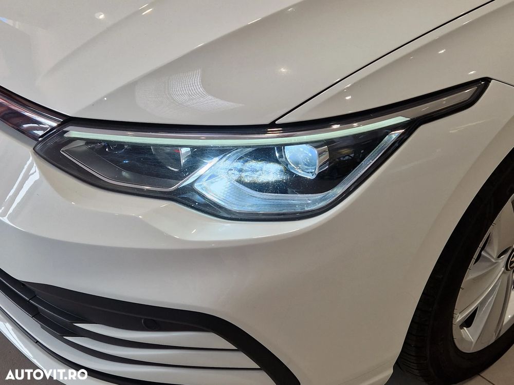 Volkswagen Golf 1.5 eTSI ACT DSG MHEV Life - 9