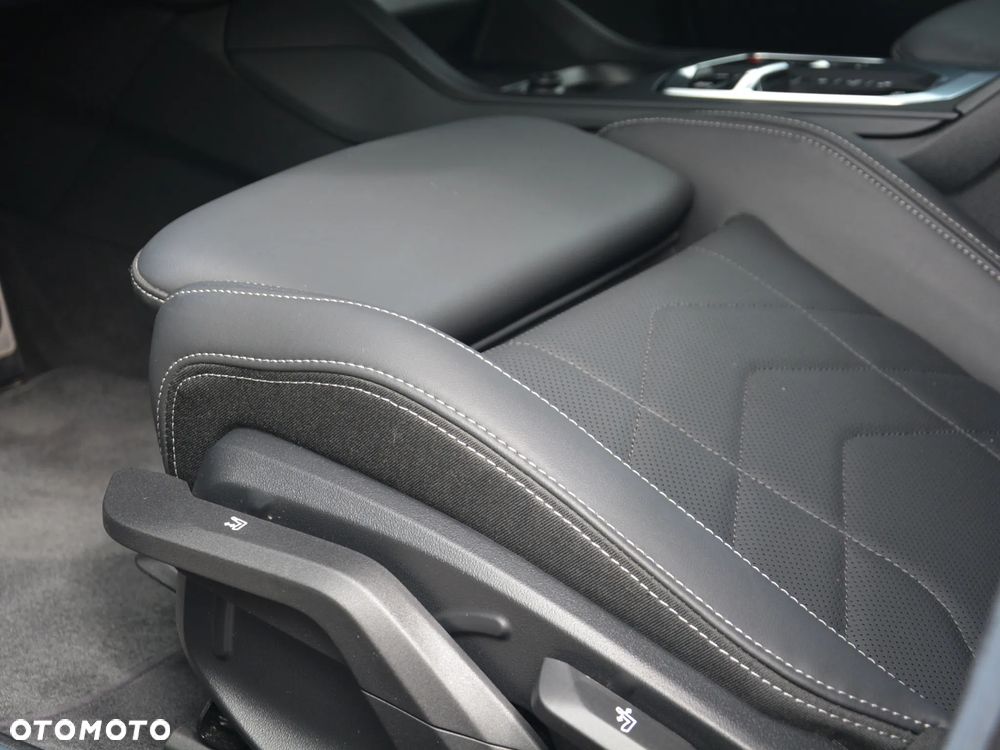 BMW Seria 2 220i mHEV M Sport sport - 13
