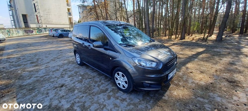 Ford Tourneo Courier 1.0 EcoBoost S&S Ambiente - 8