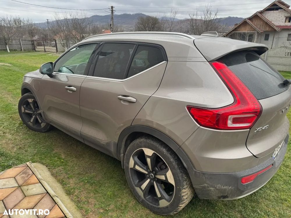 Volvo XC 40 - 2