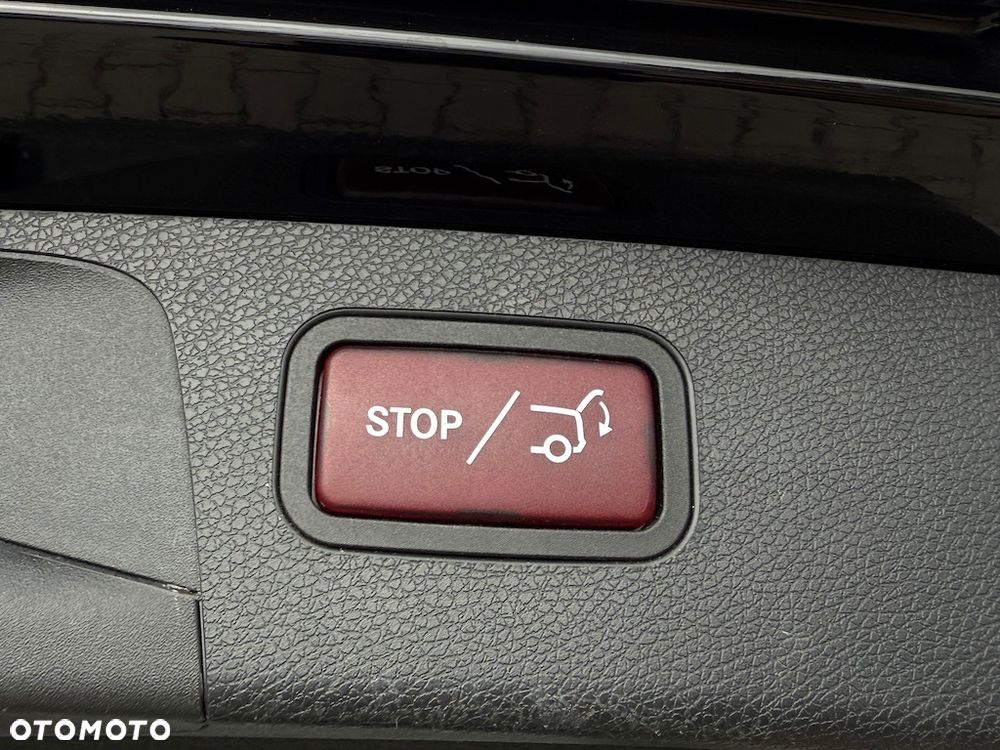 Mercedes-Benz Klasa E 300 de Business Edition - 17