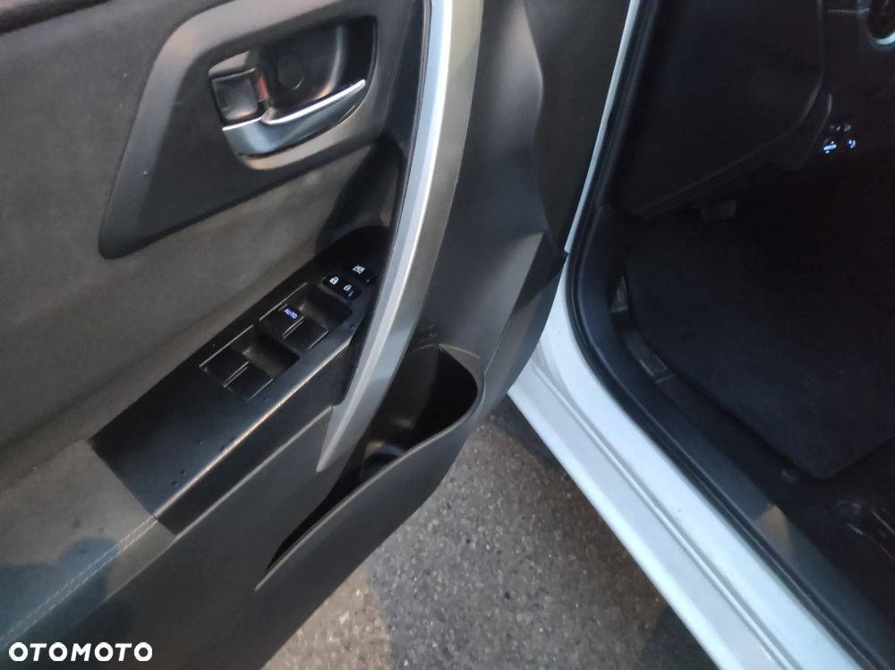 Toyota Auris 1.8 HSD Prestige NAVI - 14