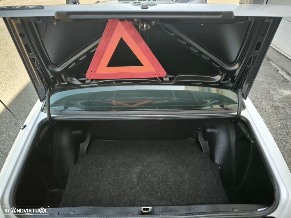 Mercedes-Benz W201 (1982-1993) 190 E 1.8 - 35