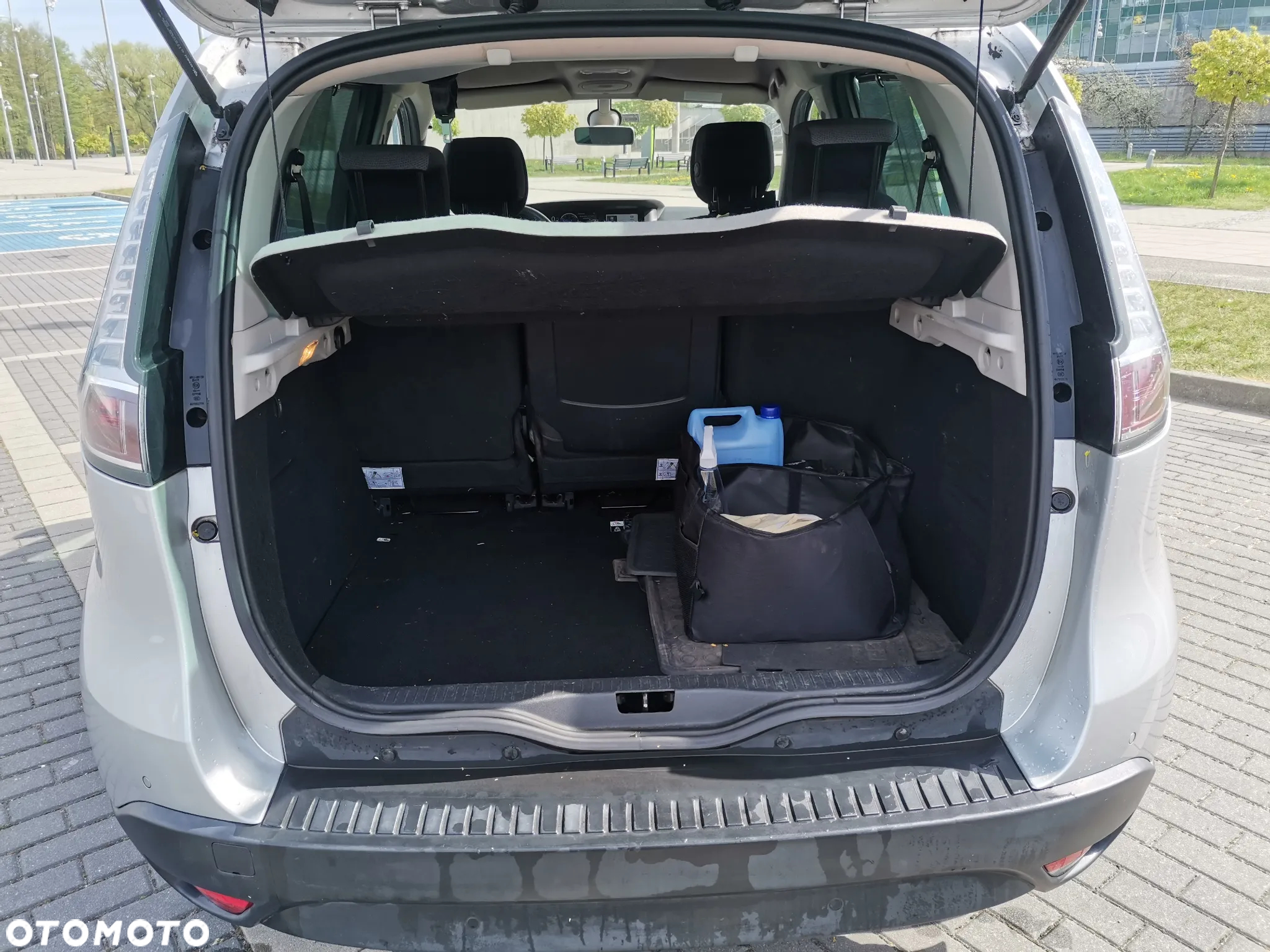 Renault Scenic 1.5dCi TomTom Edition - 9