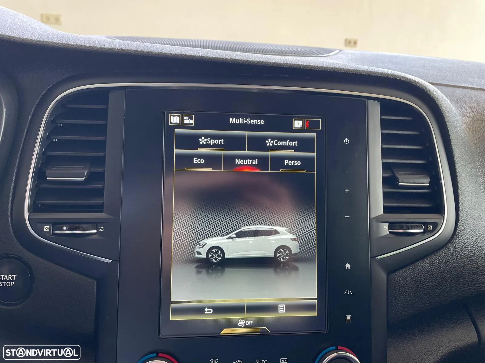 Renault Mégane 1.5 Blue dCi Intens EDC - 17