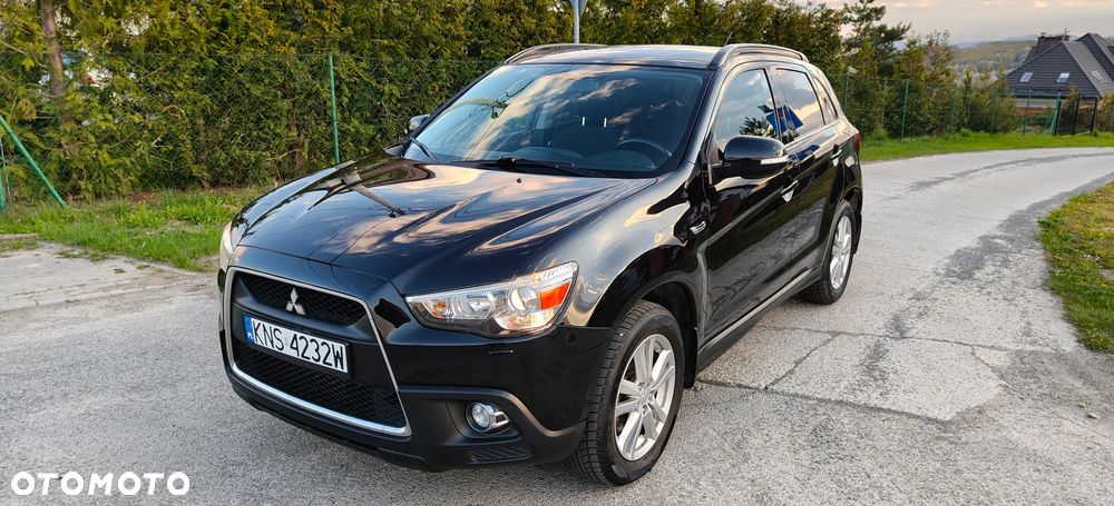 Mitsubishi ASX - 10