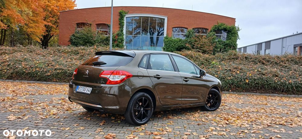 Citroën C4 e-HDi 115 Exclusive - 2
