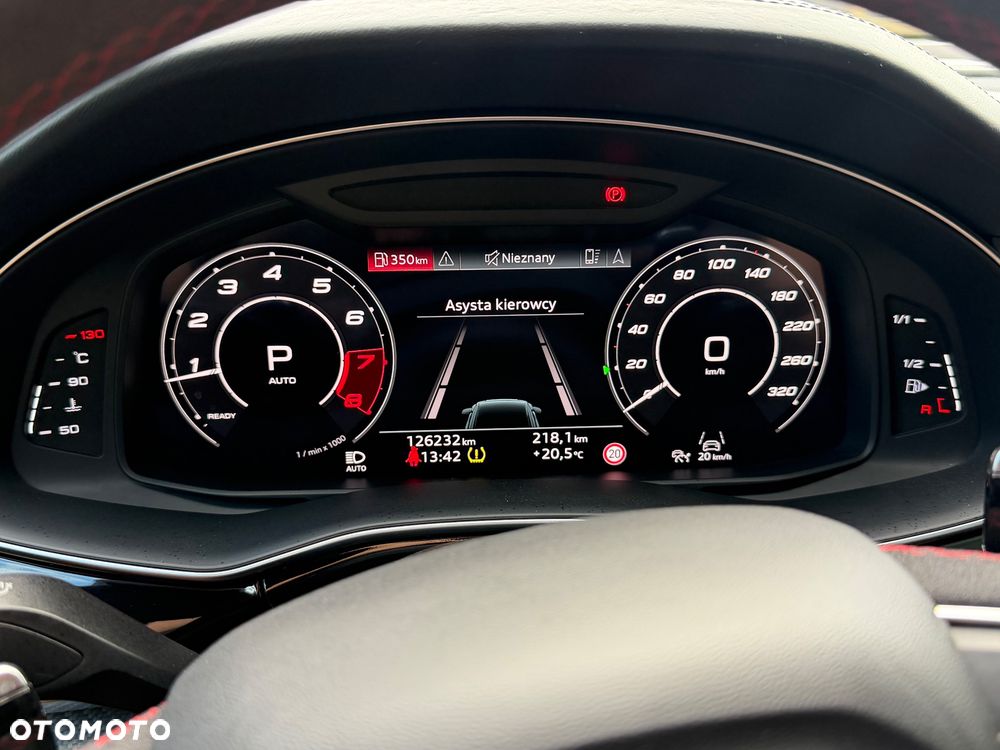 Audi RS Q8 - 13