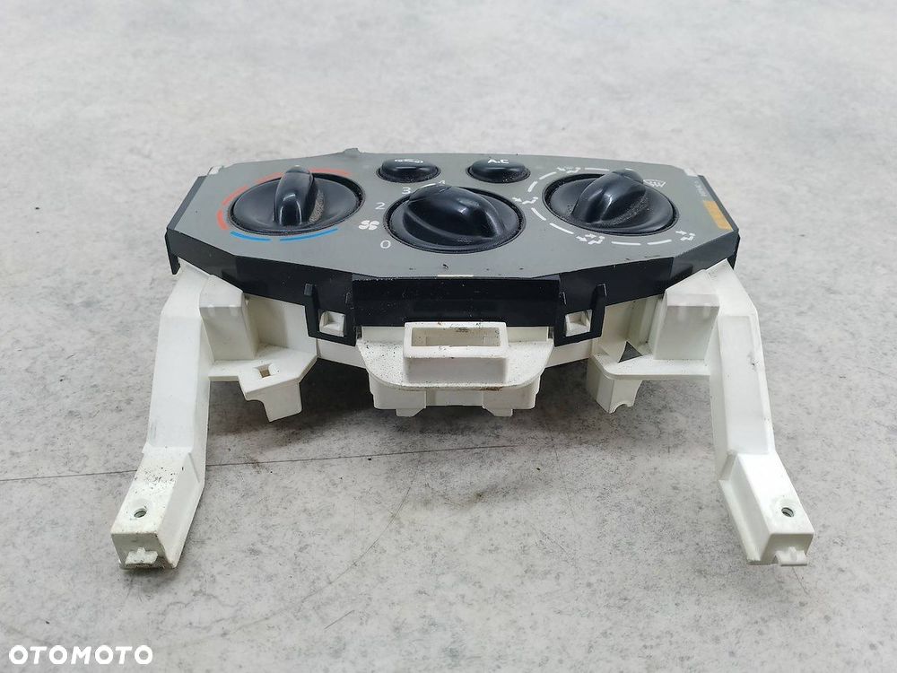 PANEL NAWIEWU RENAULT TRAFIC II 9107HAC W964098PJ   VALEO - 7