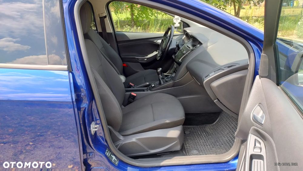 Ford Focus 1.6 SYNC Edition - 15