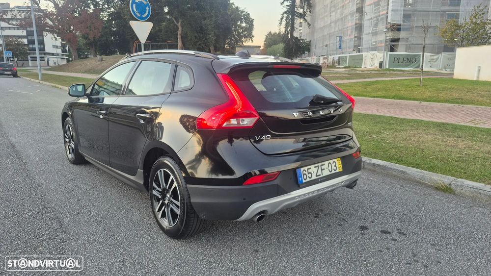 Volvo V40 2019 photo 5