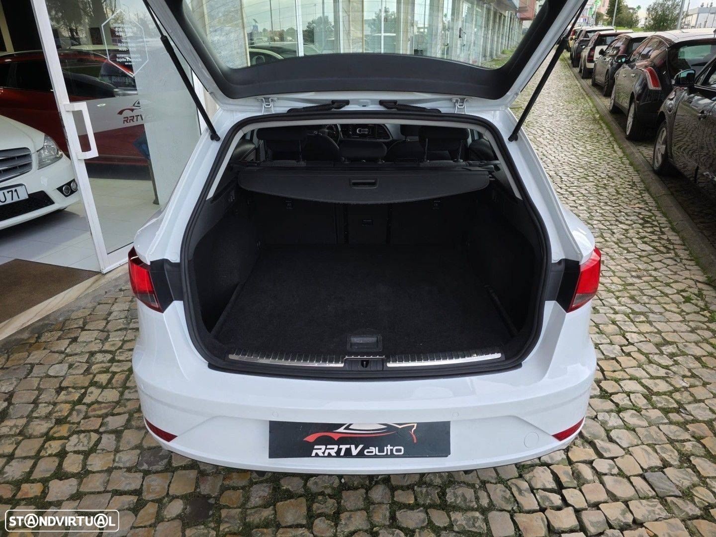 SEAT Leon ST 1.6 TDI Reference S/S - 16