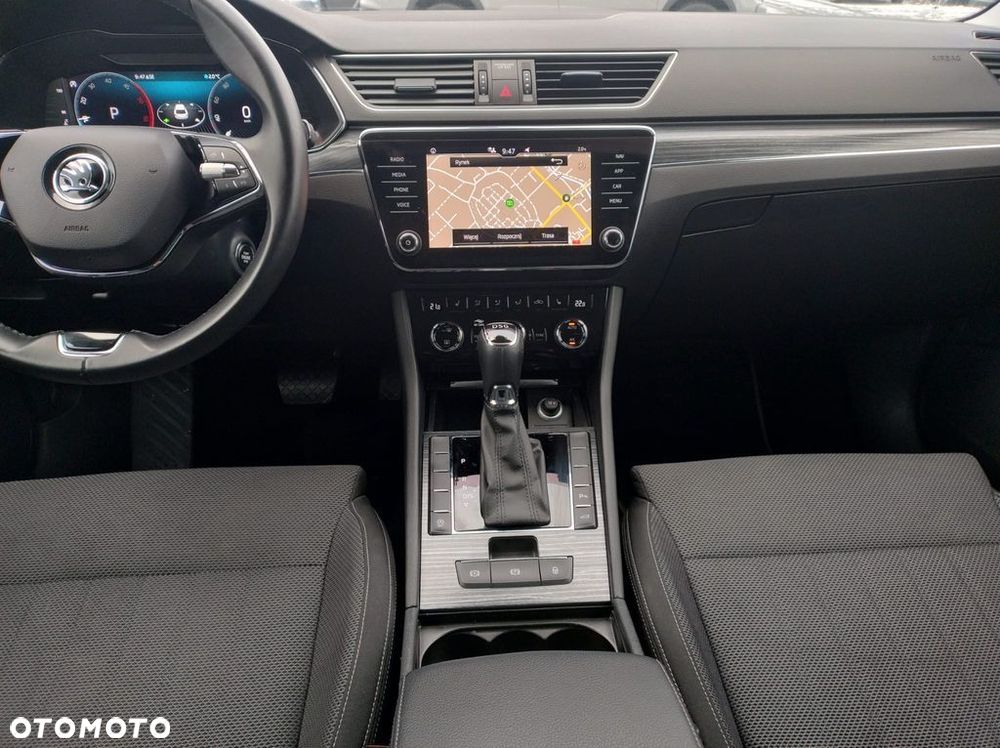 Skoda Superb 2.0 TDI SCR Style DSG - 24