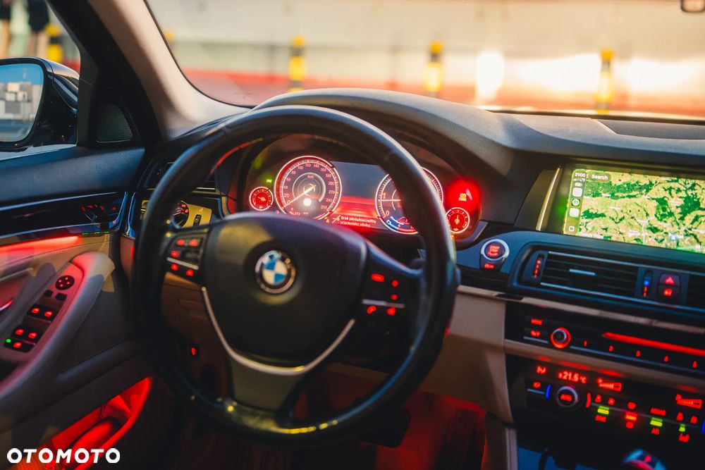 BMW Seria 5 520d xDrive Luxury Line - 13