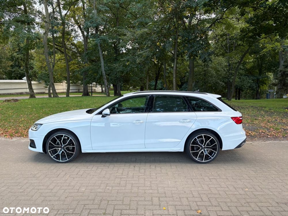 Audi A4 Avant - 11