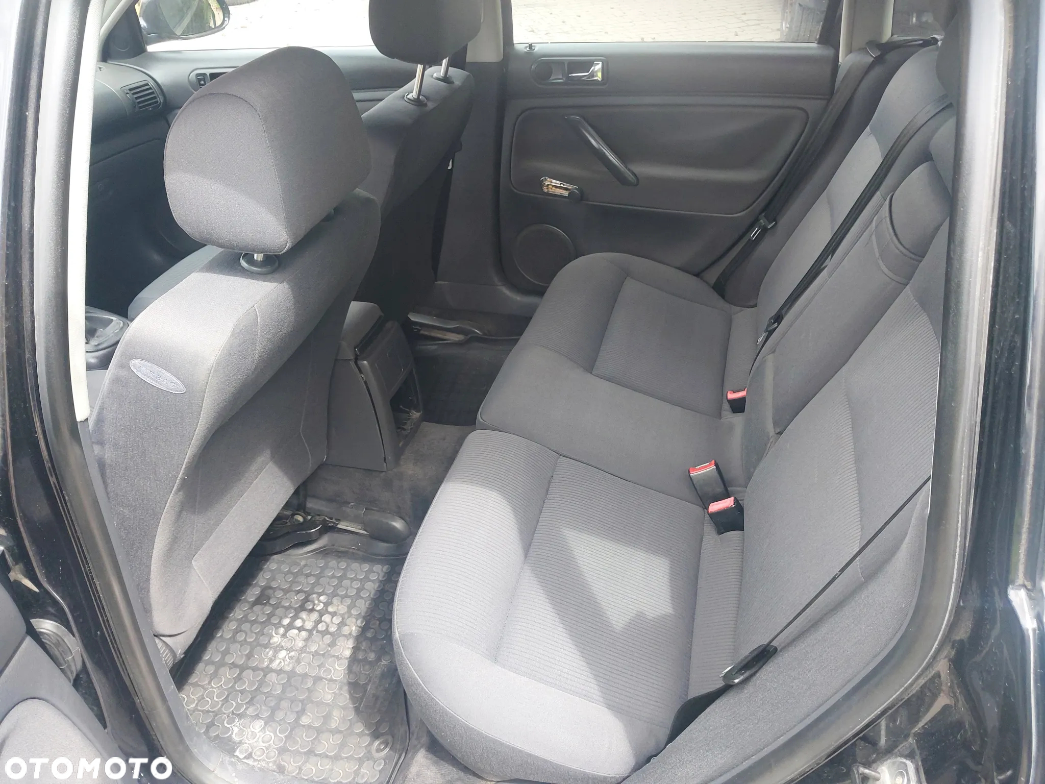 Volkswagen Passat 1.9 TDI Comfortline - 7