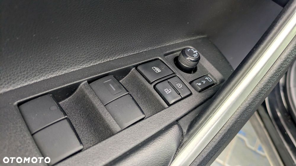 Toyota Corolla Cross 2.0 Hybrid Style - 15