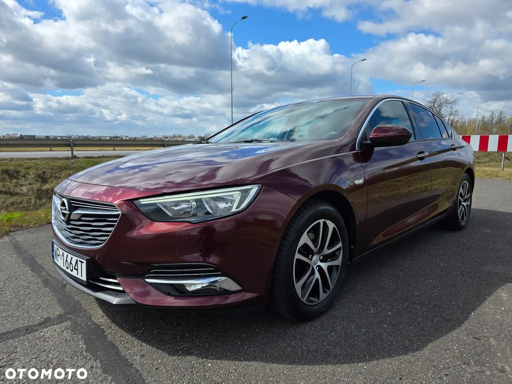 Opel Insignia 1.5 T Enjoy S&S - 11