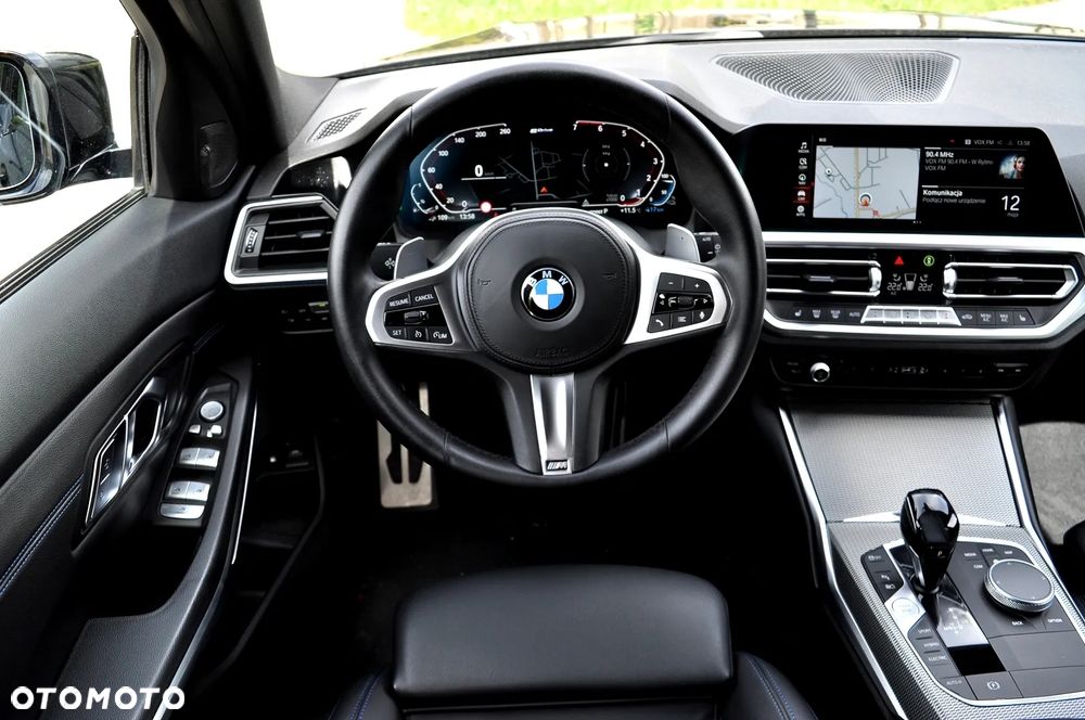 BMW Seria 3 330e M Sport sport - 25