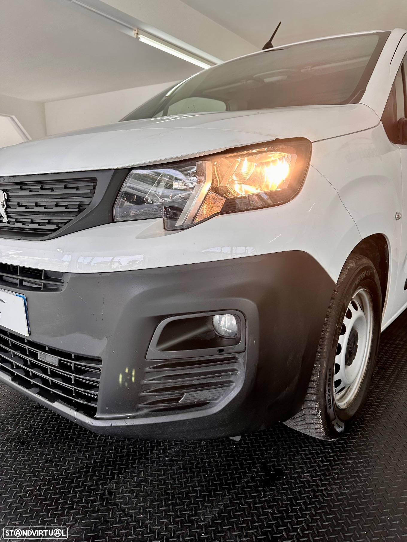 Peugeot Partner 1.5 BlueHDi 100 L2 EHZ Cabine Dupla - 4