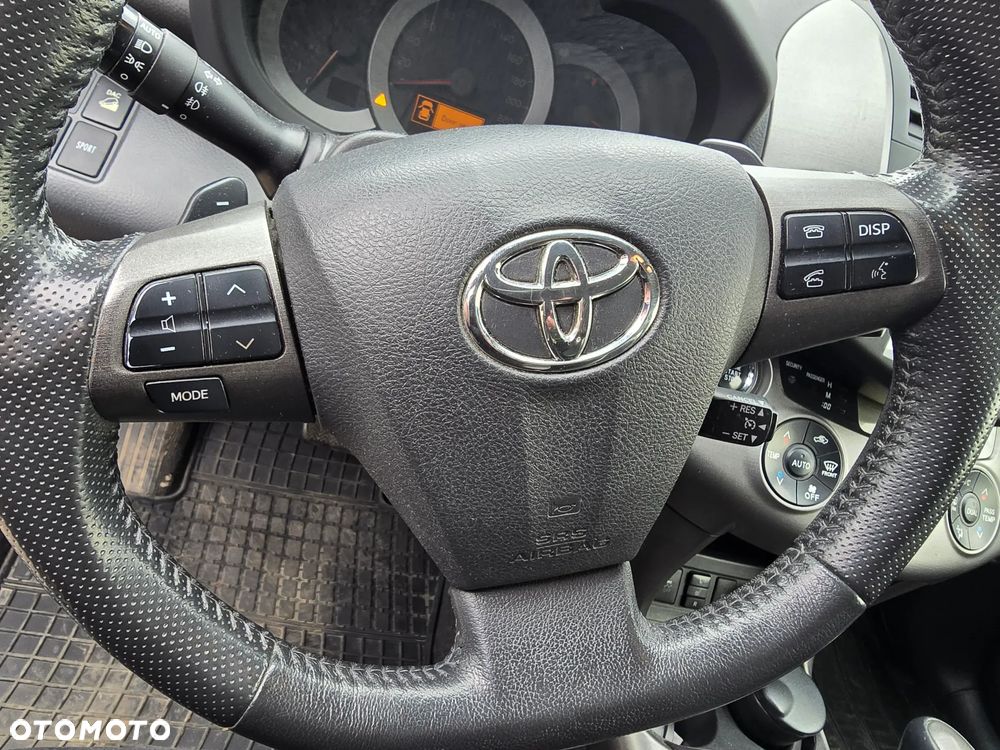 Toyota RAV4 2.0 VVT-i Premium MS - 13
