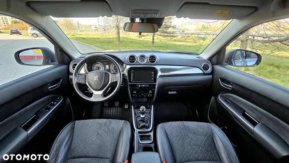 Suzuki Vitara 1.4 Boosterjet Premium 2WD - 6