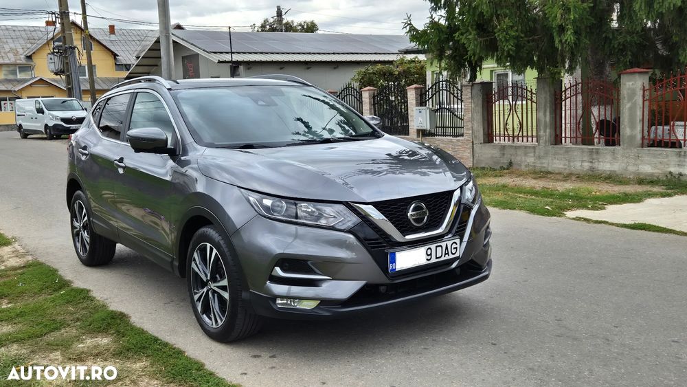 Nissan Qashqai 1.3 DIG-T DCT TEKNA - 2