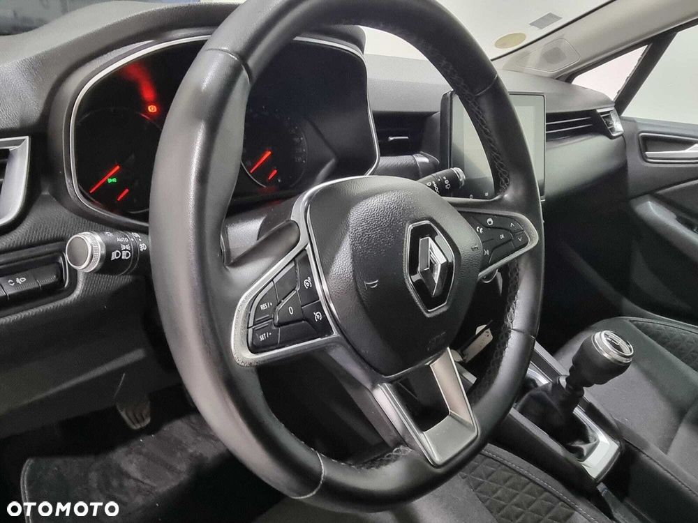 Renault Clio - 22