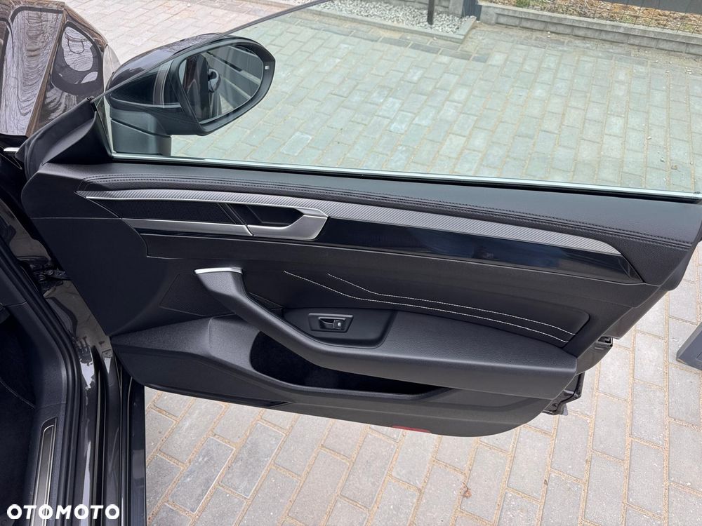 Volkswagen Arteon 2.0 TDI R-Line DSG - 17