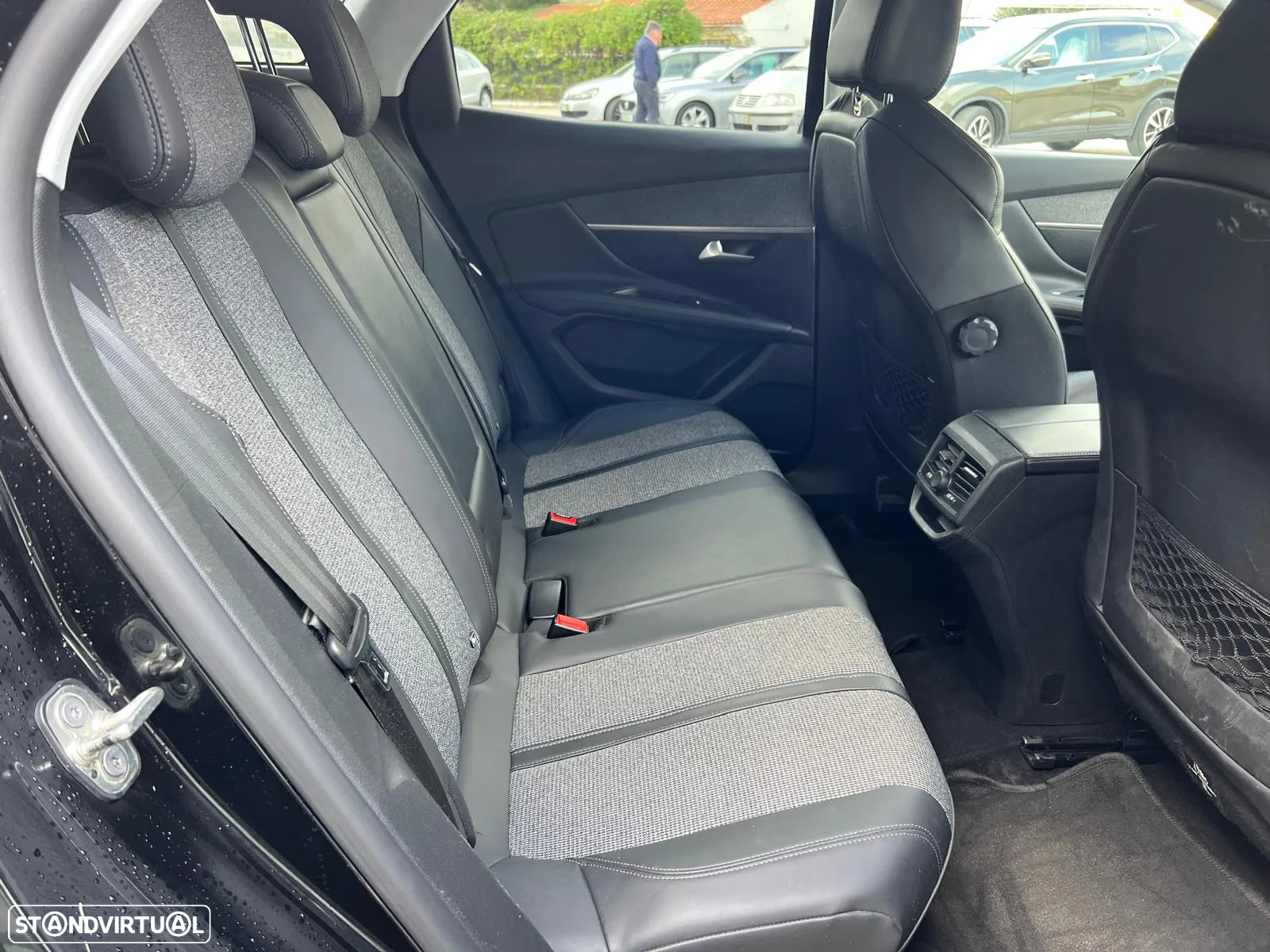 Peugeot 3008 1.5 BlueHDi Allure EAT8 - 7