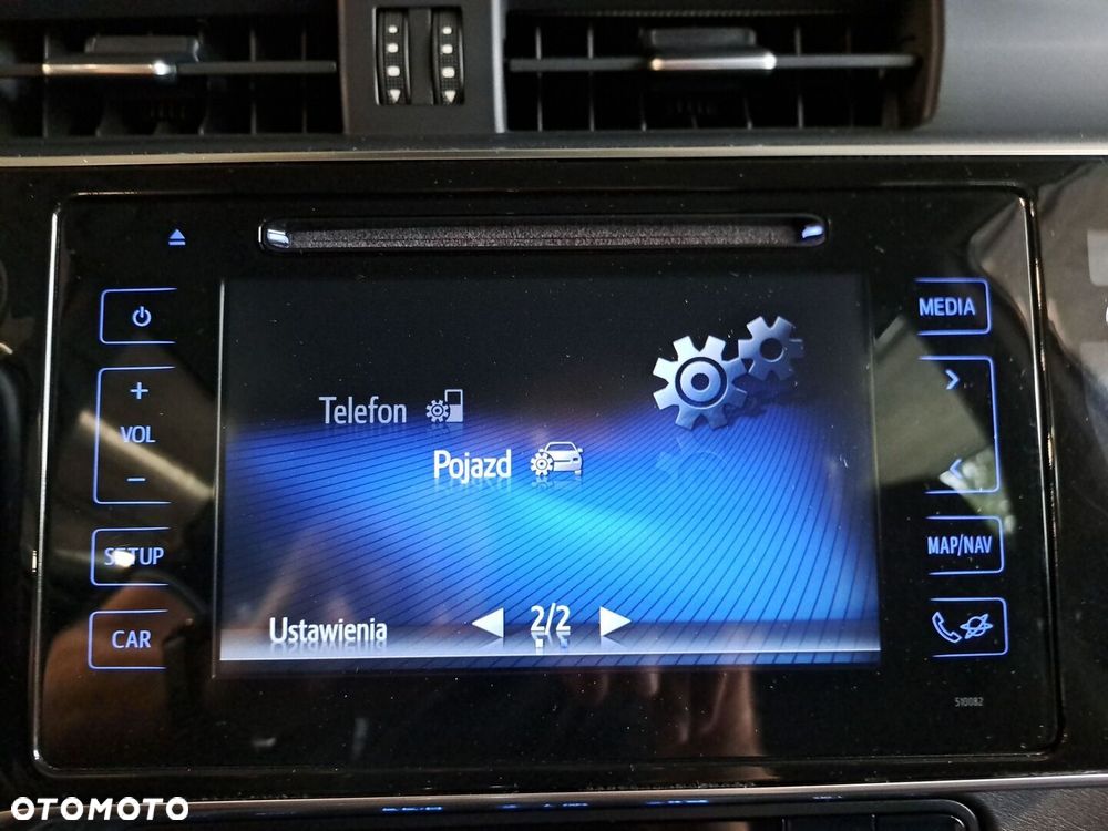 Toyota Auris - 24