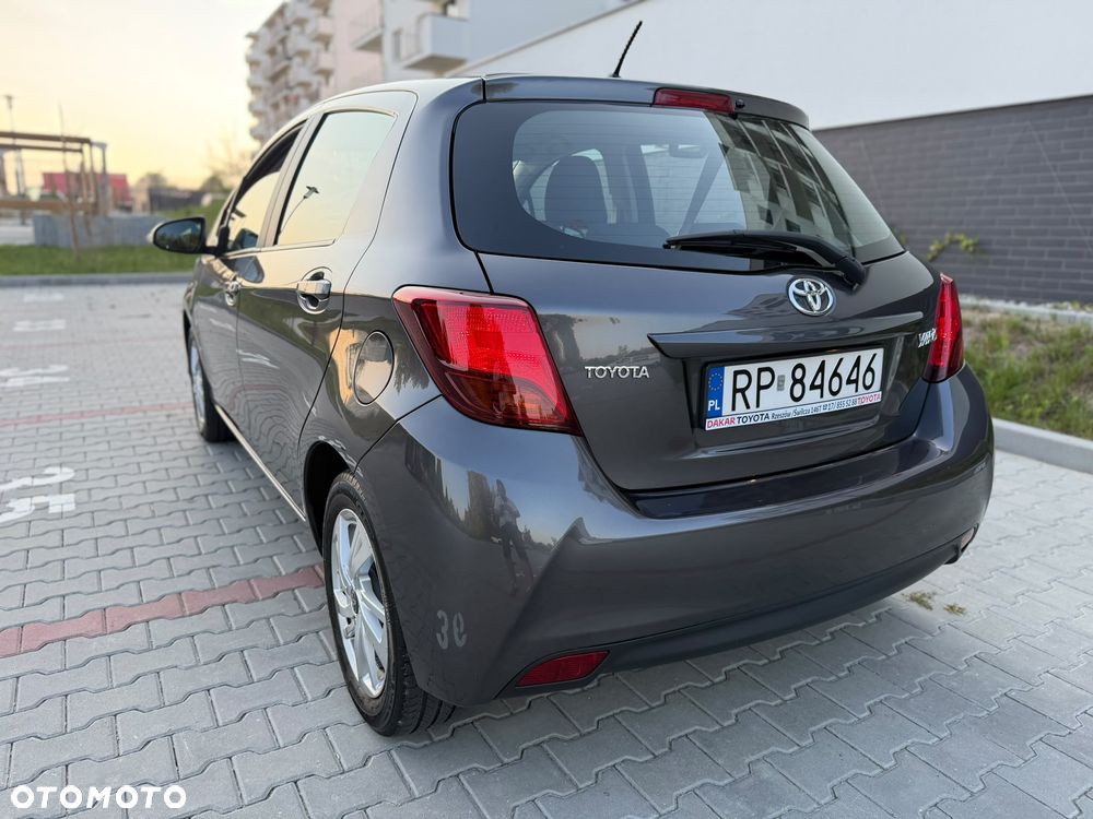 Toyota Yaris 1.33 Premium - 39