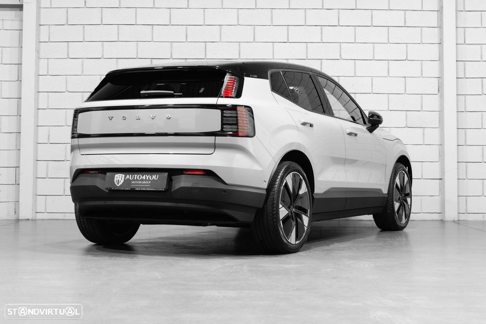 Volvo EX30 69 kWh Twin Motor Ultra - 4